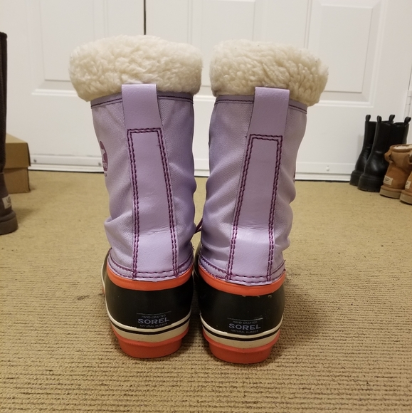 Sorel -40⁰C winter boots - Picture 3 of 4